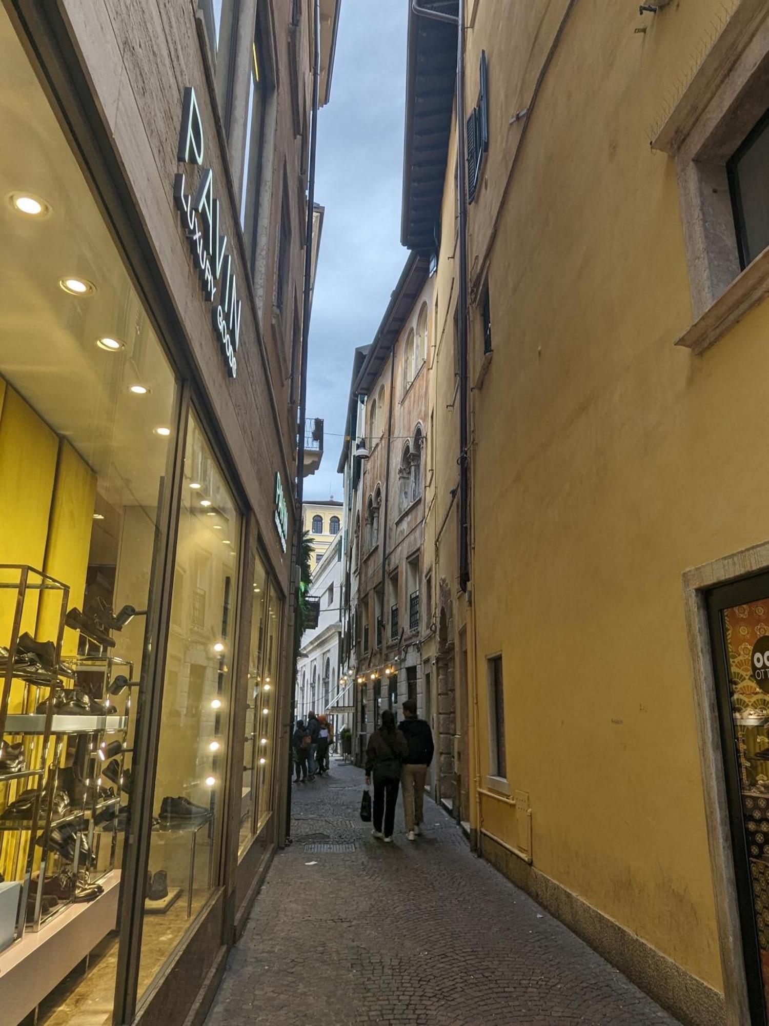 Romeo Secret Rooms Verona Exteriör bild